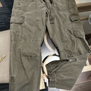 LOFT Women's Olive Cargo Pants